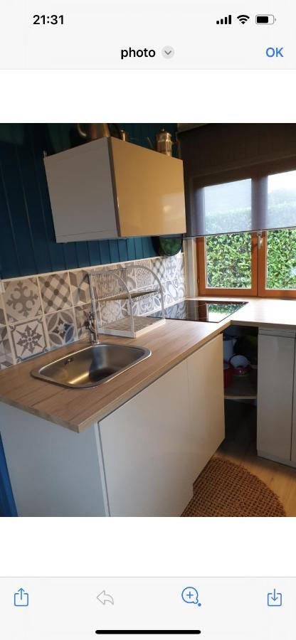Gite Chalet Bleu Soleil Saint-Benoit-d'Hebertot エクステリア 写真